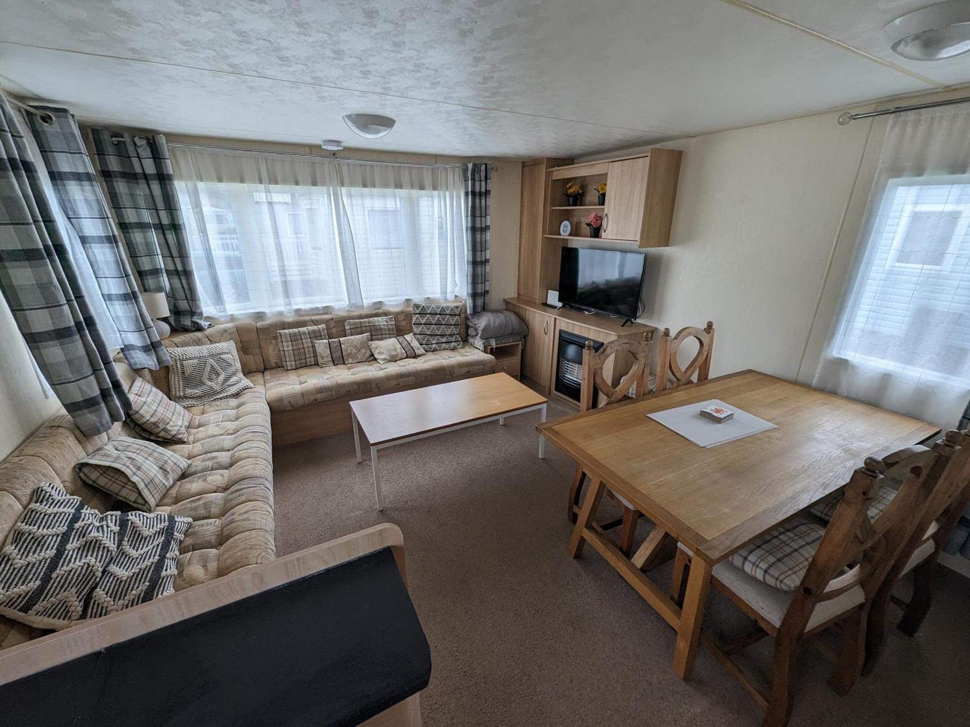 3 Bedroom Caravan, Sleeps 8 Lyons Lido Beach Prestatyn Exterior foto